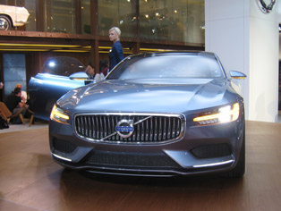 Volvo Coupe Concept（前方）