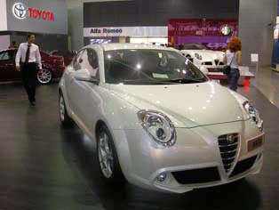 Alfa Romeo MiTo正面