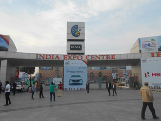 India Expo Mart会場外の様子