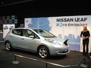 Nissan Leaf（Electric Avenueに展示）