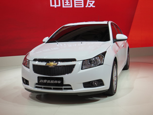 GM、チャイナプレミア車としてCruzeハッチバックを発表、2013年下期に発売予定