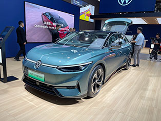 VWは中国専用車のID.7 VIZZIONを公開