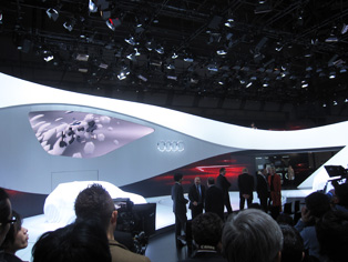 Audi、プレス発表前の様子