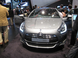 Citroënが出展したDSラインとして第3のモデルとなるDS5